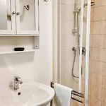 Apartamento Hostmate - Cardinal Del Monte - 2 *