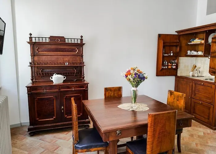 Hostmate - Cardinal Del Monte - 2 Gualdo Tadino